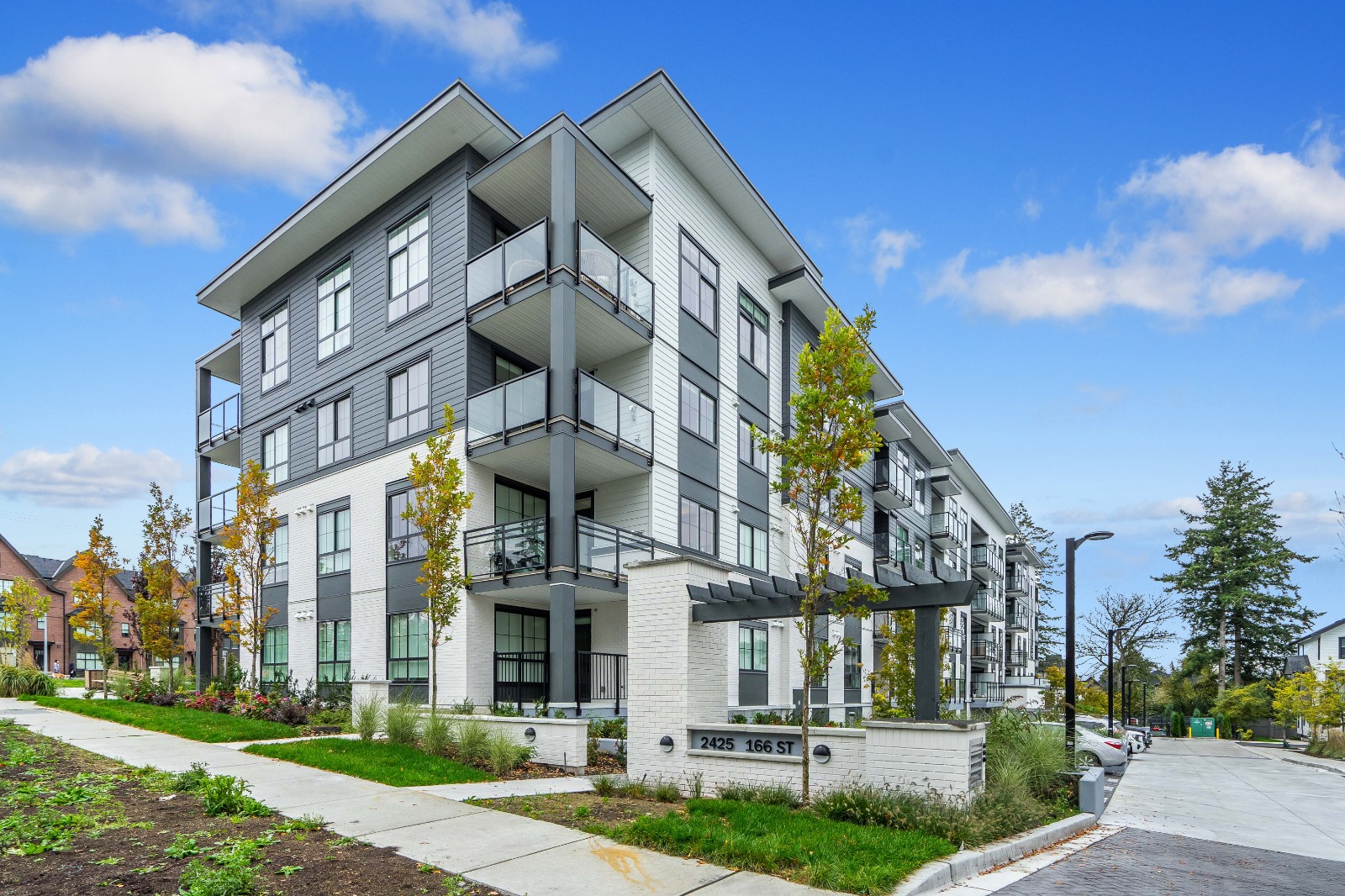 Luxury Living in South Surrey: Discover Holden Residences