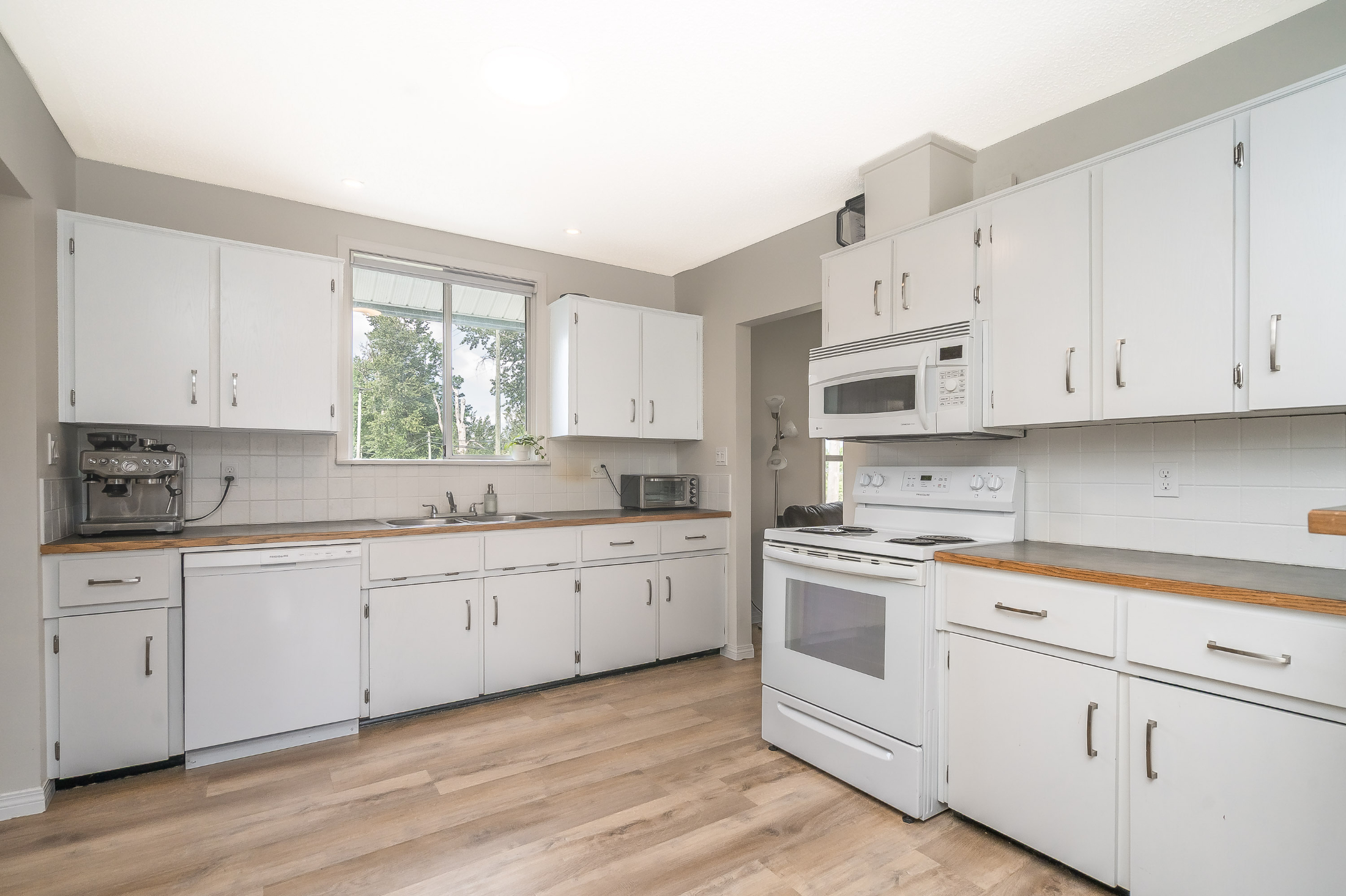 50750 Yale Road, Rosedale — a Chilliwack property listed in the Fraser Valley market.